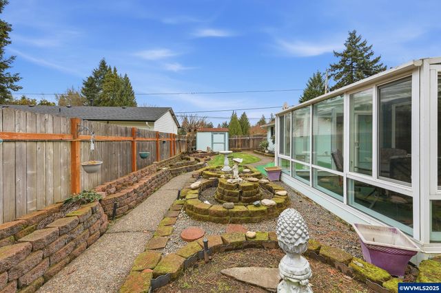 19235 SW Durell Ct, Beaverton, OR 97003