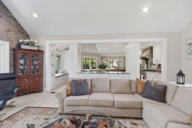 21187 Westbay Circle, Noblesville, IN 46062