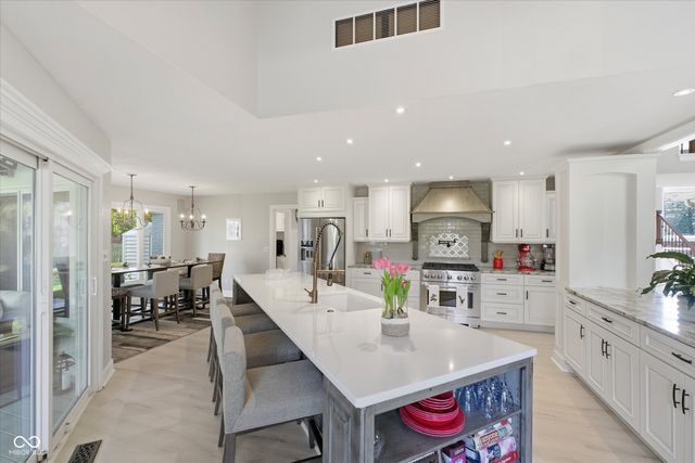 21187 Westbay Circle, Noblesville, IN 46062