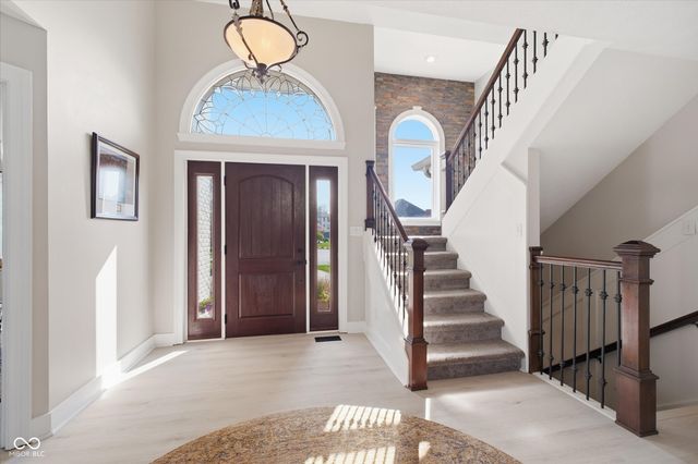 21187 Westbay Circle, Noblesville, IN 46062