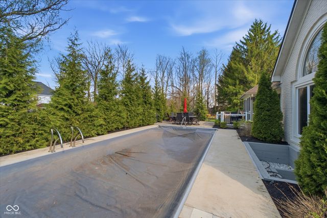 21187 Westbay Circle, Noblesville, IN 46062