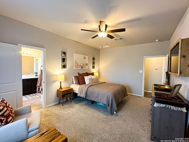 5677 Cross Over, New Braunfels, TX 78132