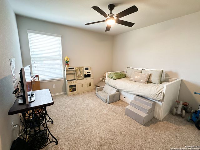 5677 Cross Over, New Braunfels, TX 78132