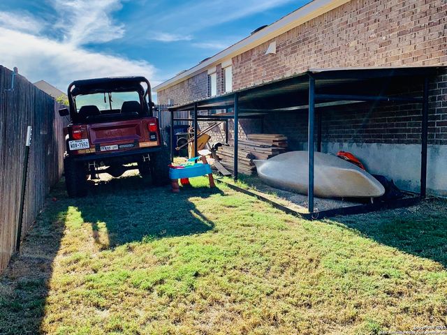 5677 Cross Over, New Braunfels, TX 78132