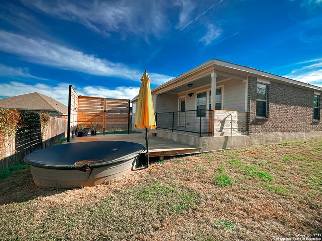 5677 Cross Over, New Braunfels, TX 78132