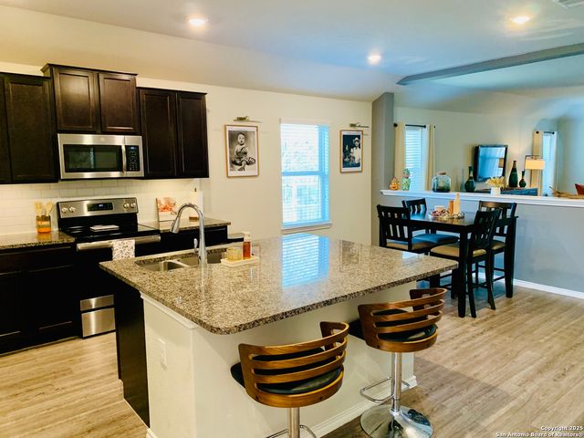 5677 Cross Over, New Braunfels, TX 78132