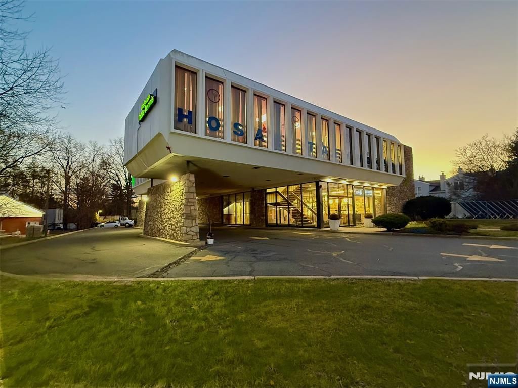 350 Madison Avenue, Cresskill, NJ 07626