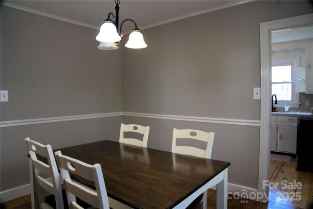 748 W 2nd Street, Lincolnton, NC 28092