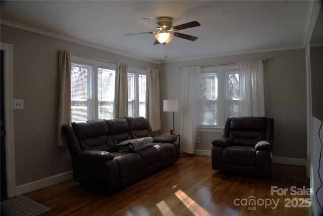 748 W 2nd Street, Lincolnton, NC 28092