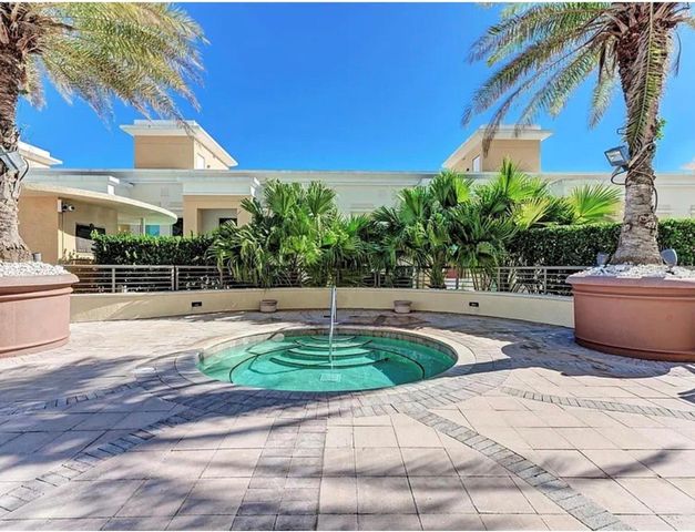 800 N TAMIAMI TRAIL 506, Sarasota, FL 34236