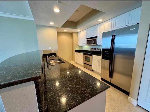 800 N TAMIAMI TRAIL 506, Sarasota, FL 34236