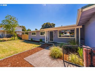 2410 GILHAM Rd, Eugene, OR 97408