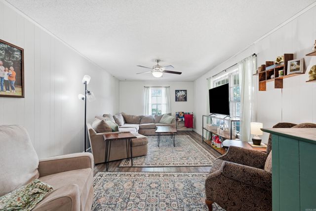 5906 W Republican Road, Jacksonville, AR 72076
