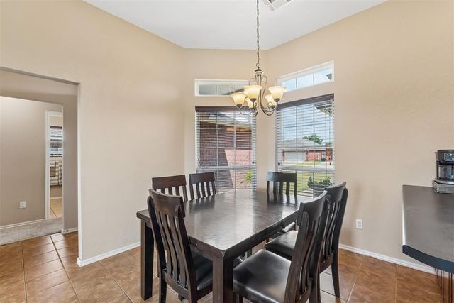 800 SW 161st Street, Oklahoma City, OK 73170