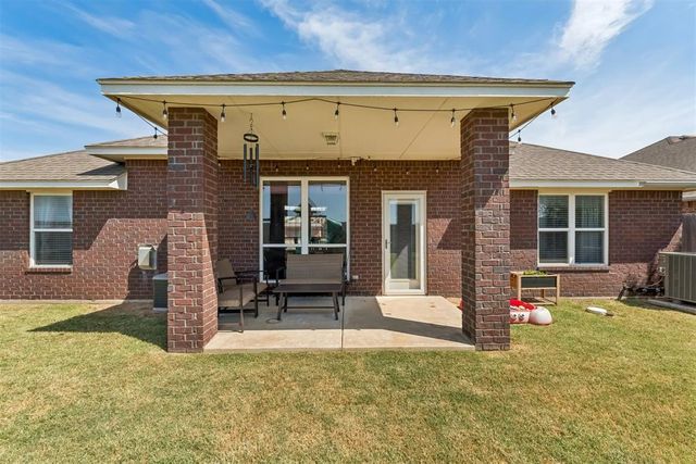 800 SW 161st Street, Oklahoma City, OK 73170