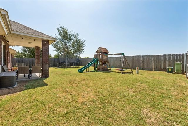 800 SW 161st Street, Oklahoma City, OK 73170