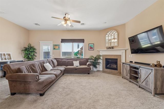 800 SW 161st Street, Oklahoma City, OK 73170