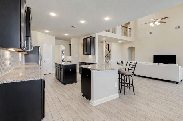 5319 Lauren Manor Drive, Brookshire, TX 77423