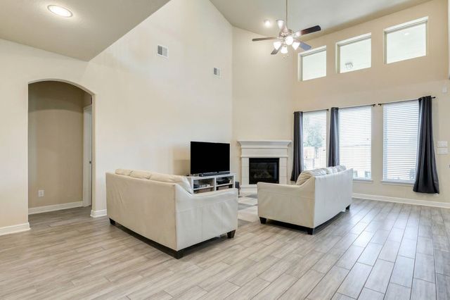 5319 Lauren Manor Drive, Brookshire, TX 77423