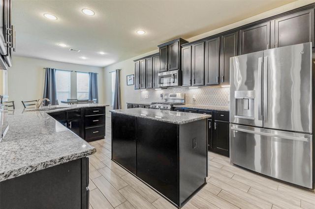 5319 Lauren Manor Drive, Brookshire, TX 77423