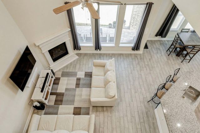 5319 Lauren Manor Drive, Brookshire, TX 77423