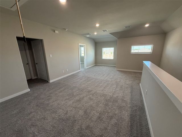 1233 Wolfsbane Drive, Lavon, TX 75166