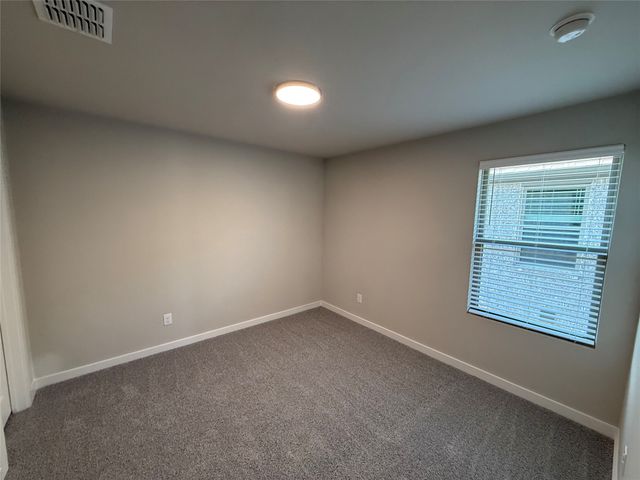 1233 Wolfsbane Drive, Lavon, TX 75166