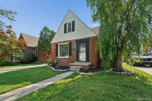 2745 21st Street, Wyandotte, MI 48192