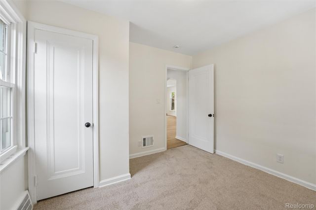 2745 21st Street, Wyandotte, MI 48192