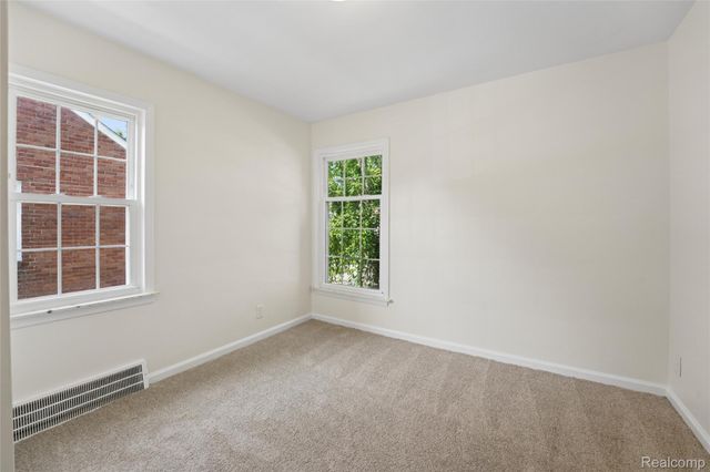 2745 21st Street, Wyandotte, MI 48192