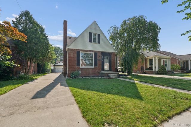 2745 21st Street, Wyandotte, MI 48192