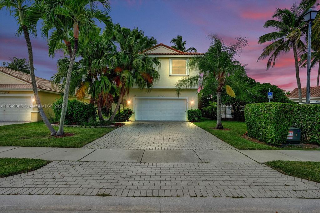 12205 NW 56th Ct, Coral Springs, FL 33076