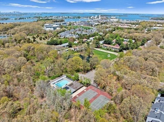 8 Beals Cove Rd K, Hingham, MA 02043