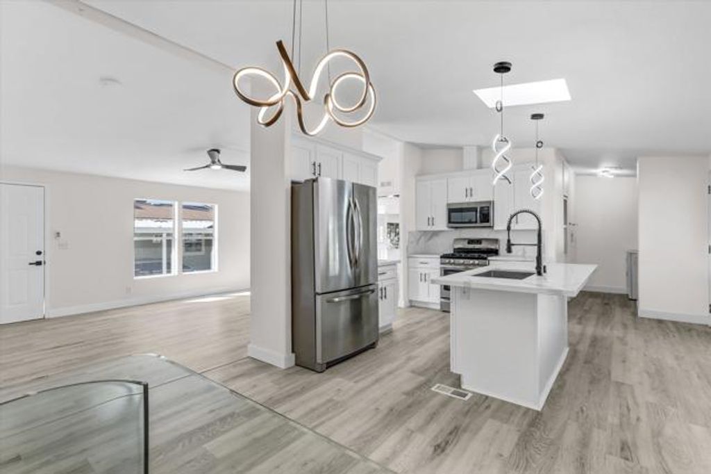 12970 Highway 8 Business 93, El Cajon, CA 92021