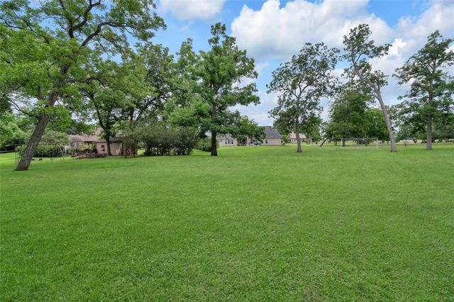 27326 S Karaugh Drive, Richmond, TX 77406