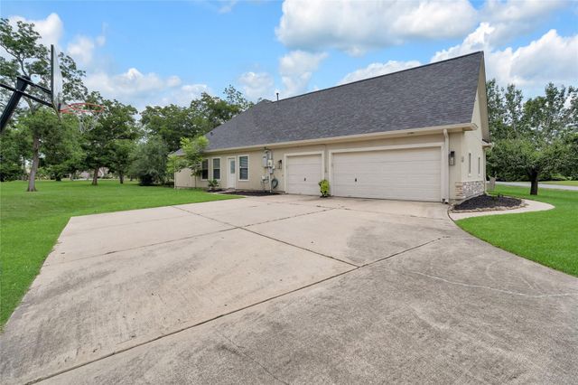 27326 S Karaugh Drive, Richmond, TX 77406