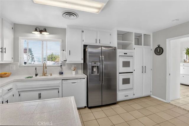 43717 Albeck Ave, Lancaster, CA 93536