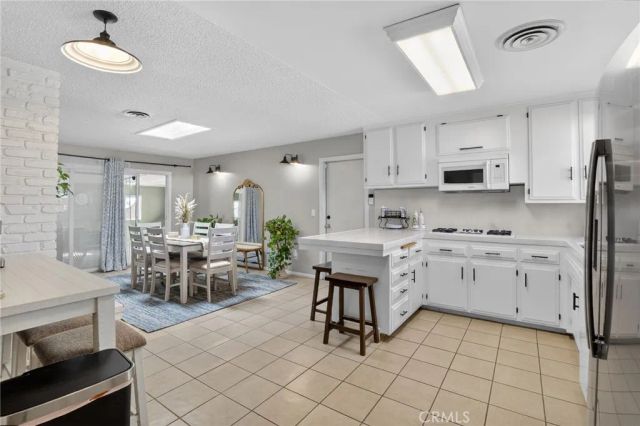 43717 Albeck Ave, Lancaster, CA 93536