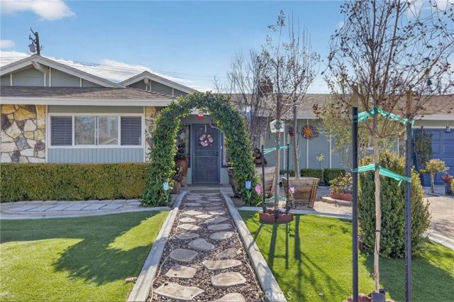 43717 Albeck Ave, Lancaster, CA 93536