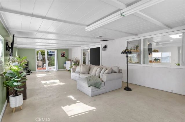 43717 Albeck Ave, Lancaster, CA 93536