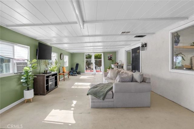 43717 Albeck Ave, Lancaster, CA 93536