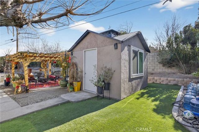 43717 Albeck Ave, Lancaster, CA 93536