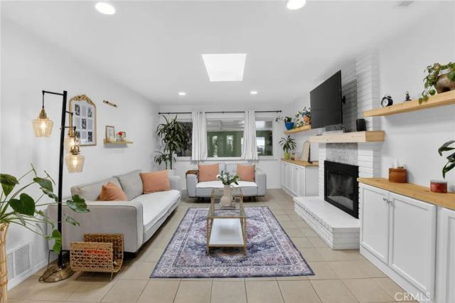 43717 Albeck Ave, Lancaster, CA 93536