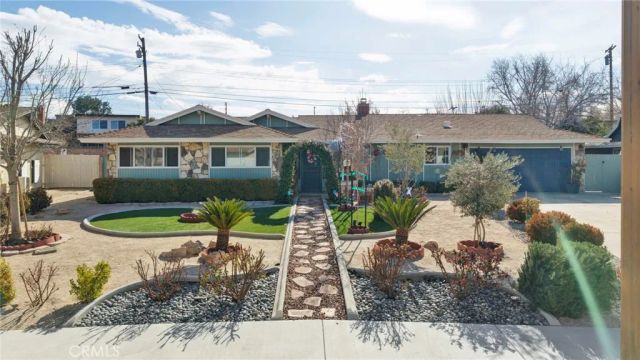 43717 Albeck Ave, Lancaster, CA 93536