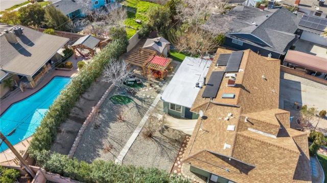 43717 Albeck Ave, Lancaster, CA 93536