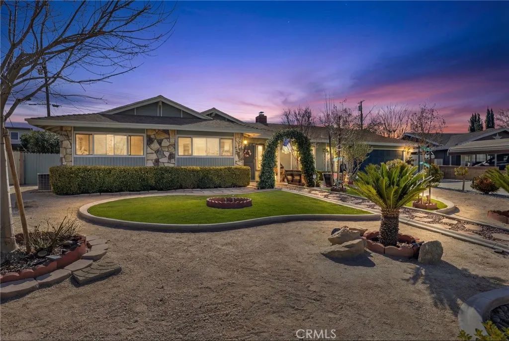 43717 Albeck Ave, Lancaster, CA 93536