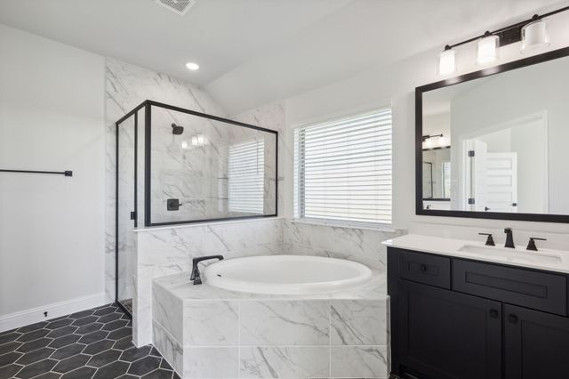 4376 Biddle Street, Midlothian, TX 76065