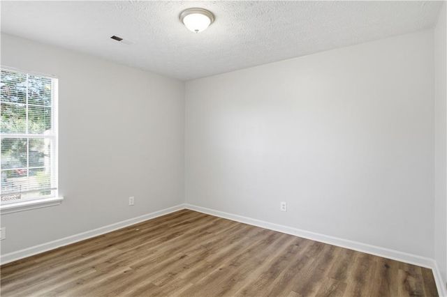 4035 Robin Circle, Atlanta, GA 30349