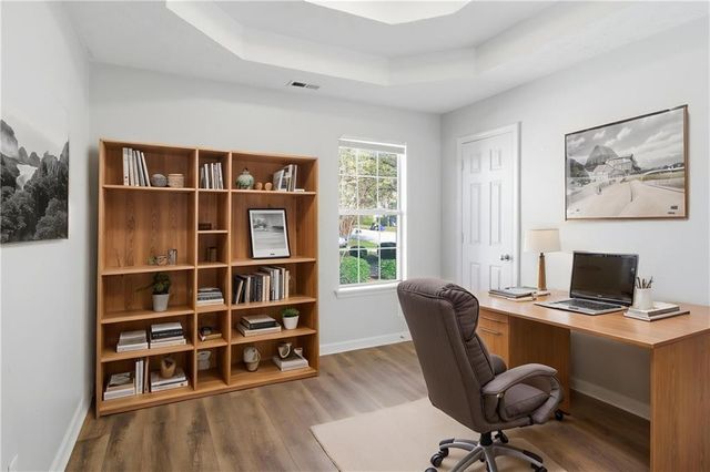 4035 Robin Circle, Atlanta, GA 30349