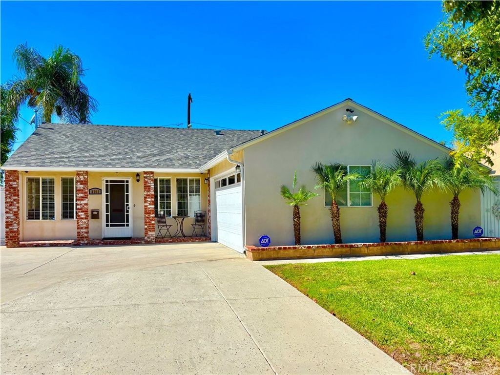 8101 Jellico Avenue, Northridge, CA 91325 — exterior